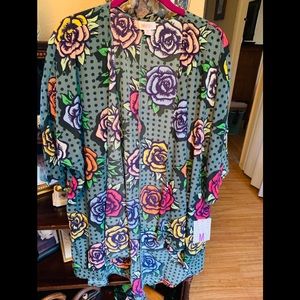 NWT Lularoe Lindsey Medium